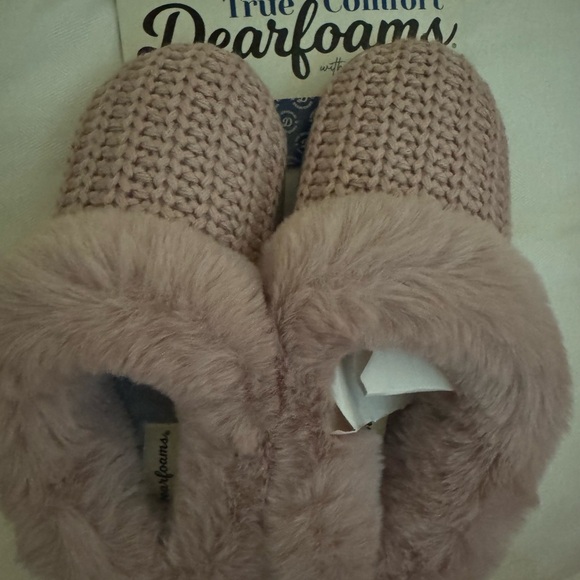 dearfoams Shoes - Dearfoams True Comfort Blush Knit Fuzzy Slippers Small 5/6